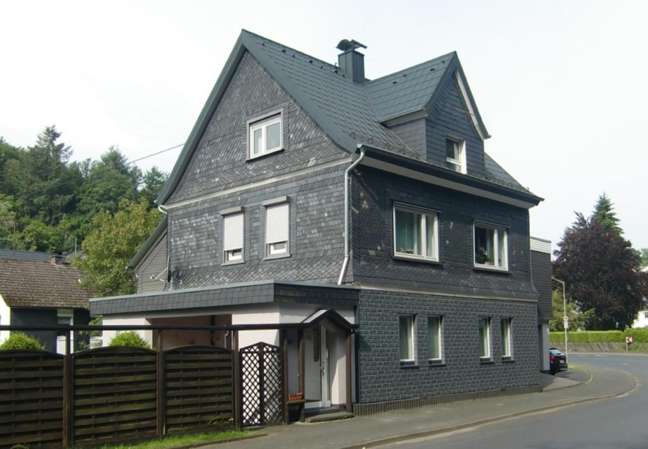 Ferienwohnung Ilse Und Eberhard Troeps Siegen Esterno foto