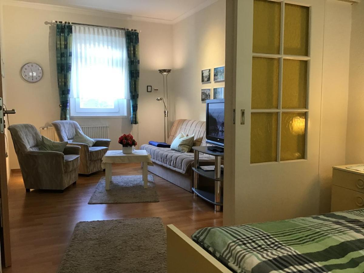 Ferienwohnung Ilse Und Eberhard Troeps Siegen Esterno foto